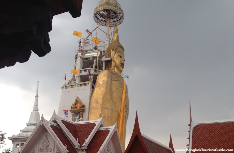 Wat Indharavihan Temple, Bangkok
