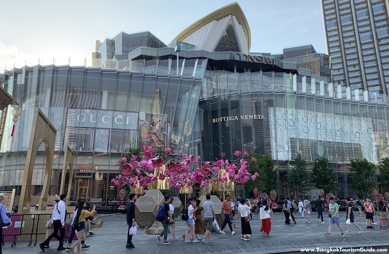 BANGKOK NEWEST AND BIGGEST LUXURY SHOPPING MALL- ICON SIAM LUXE